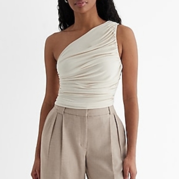 EXPRESS NWT ruched one shoulder crop top - Picture 7 of 9